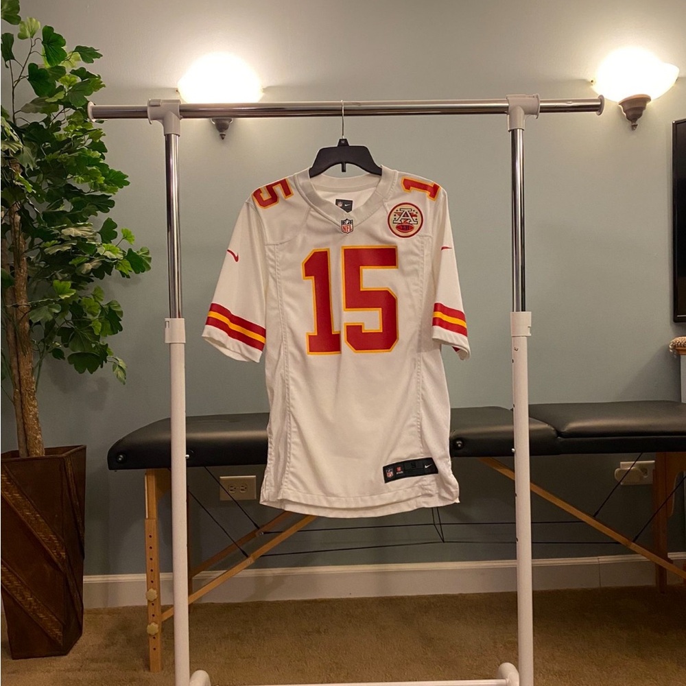 Patrick Mahomes jersey
